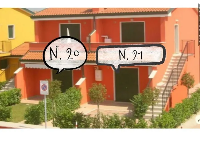 Abitazione in posizione strategica immersa nel Villaggio Dei Fiori